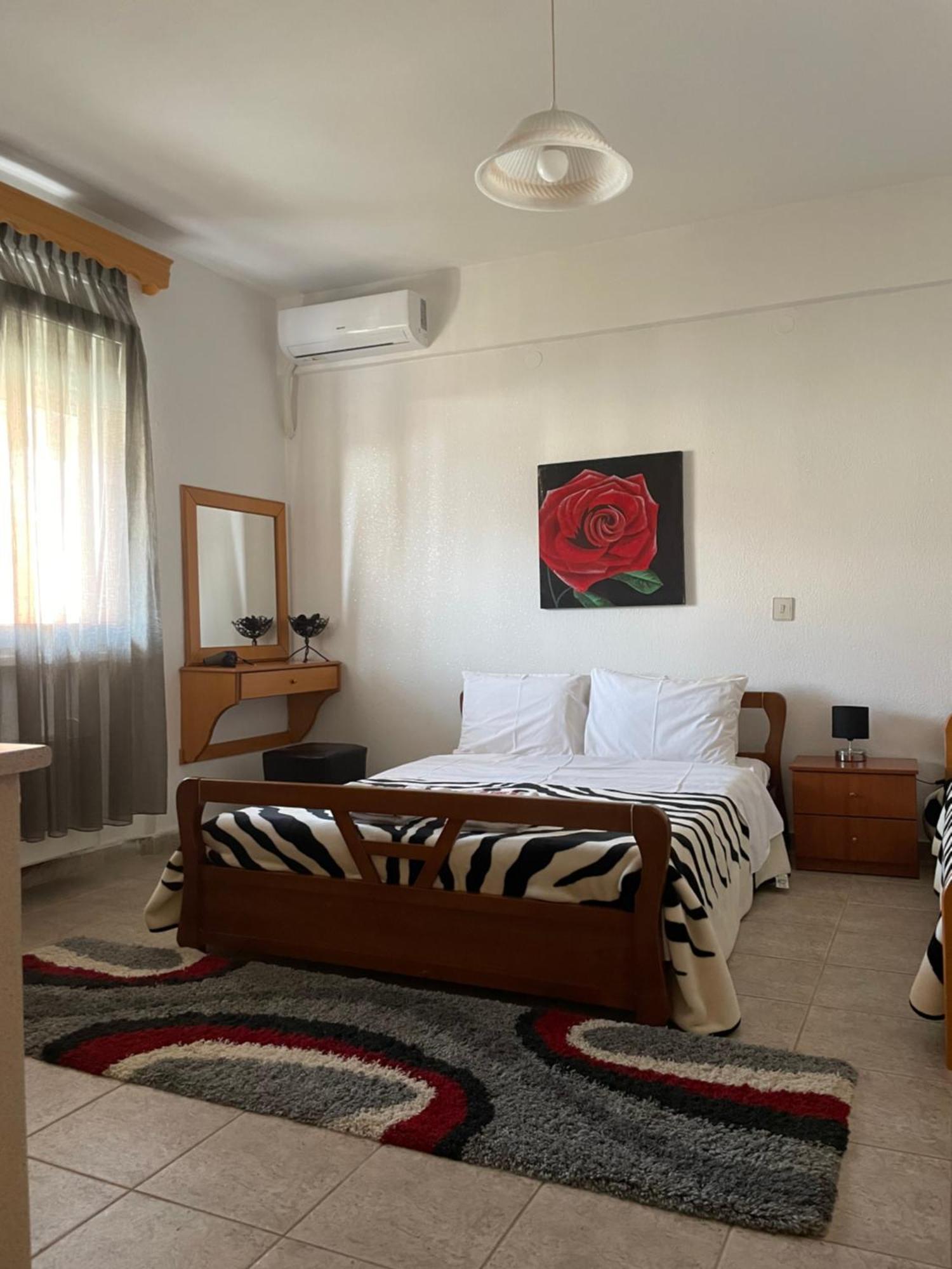 Voras Apartments Loutraki  Luaran gambar
